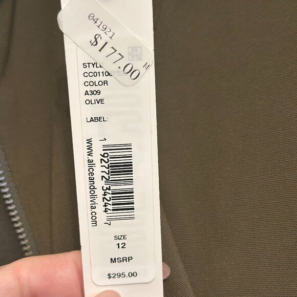 Alice + Olivia Olive, Delora Fitted Midi Dress - Picture 2 of 5